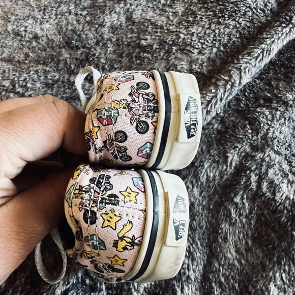 Vans Mario Kart Game Over Toddler Sneakers Sz 6.5 - Picture 5 of 9